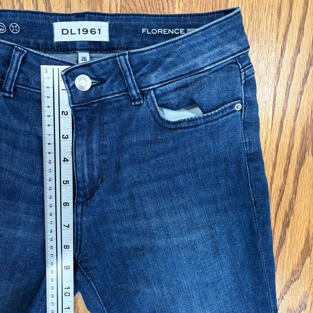DL1961 Florence Instasculpt Cropped Stranded Jeans - Picture 7 of 9